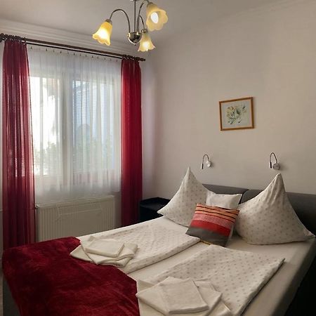 Bathory Apartments ハイデゥソボスロー エクステリア 写真