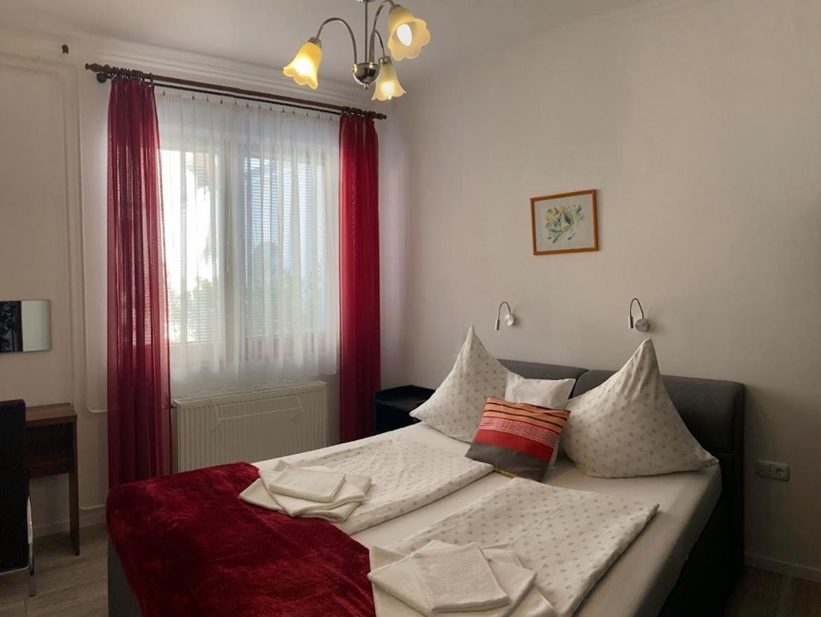 Bathory Apartments ハイデゥソボスロー エクステリア 写真